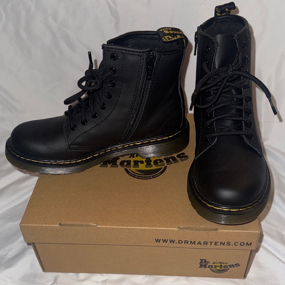 Dr. Martens Boots - Picture 3 of 6